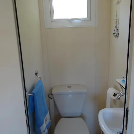 Au 120 Grand Mobilhome Clim Apartment *