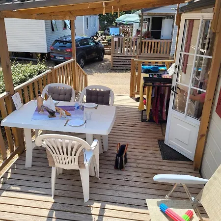 Apartment Au 120 Grand Mobilhome Clim Port-la-Nouvelle