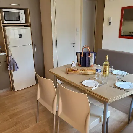 Au 120 Grand Mobilhome Clim * Port-la-Nouvelle