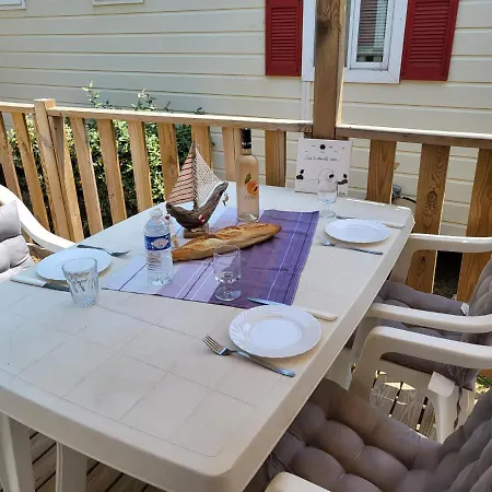 Au 120 Grand Mobilhome Clim Apartment