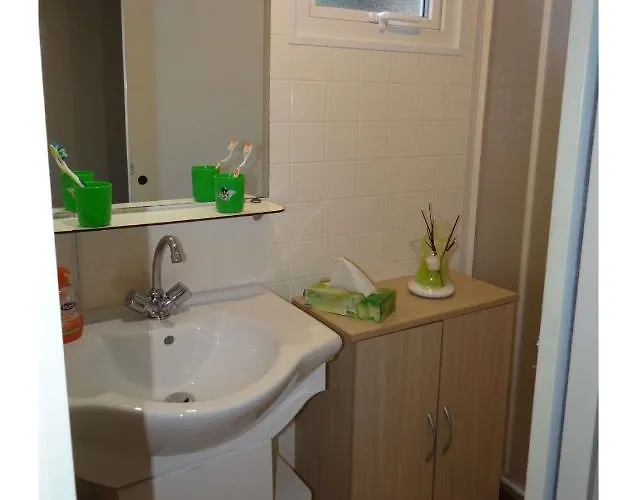 Au 120 Grand Mobilhome Clim Apartman *