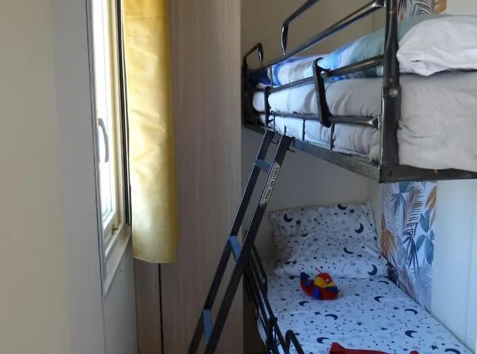 Au 120 Grand Mobilhome Clim * Port-la-Nouvelle